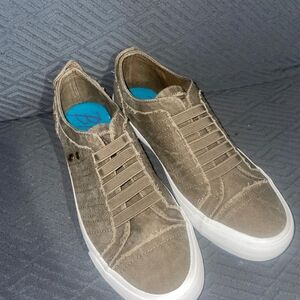 Women's Blowfish Casual Tan Sneakers